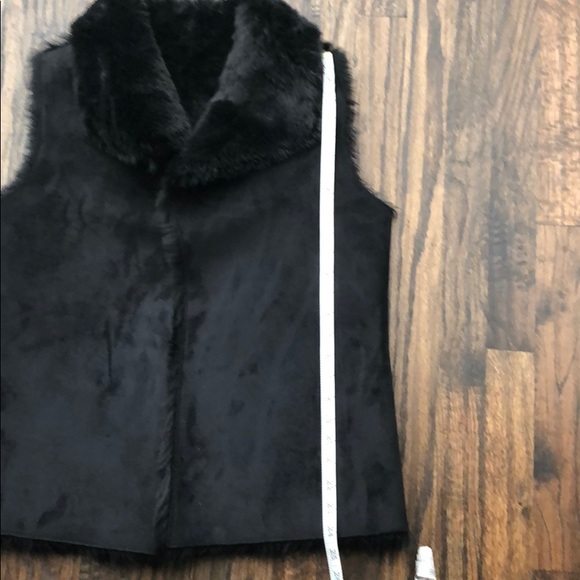 Ann Taylor reversible black vest - Picture 5 of 6